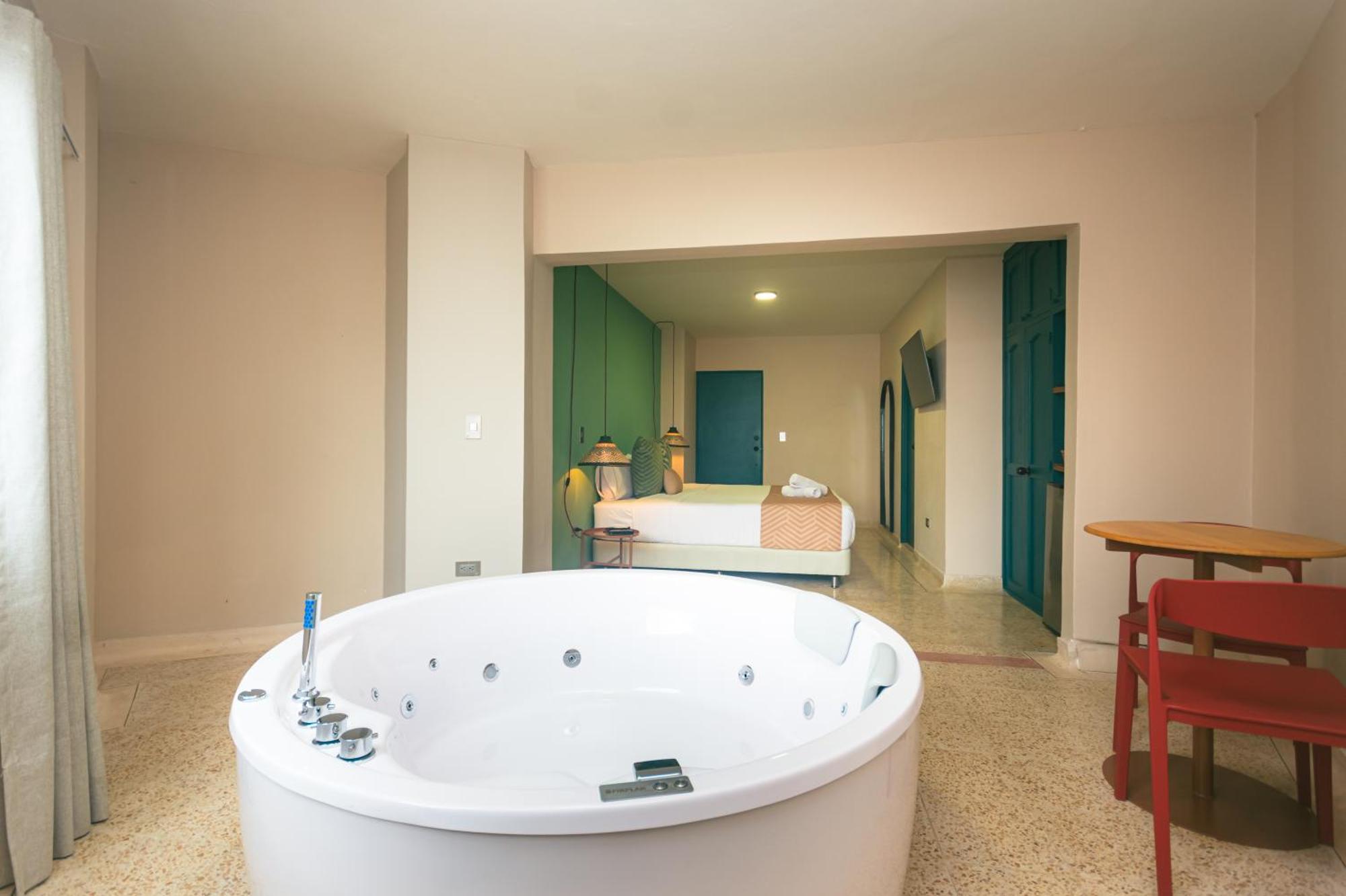 Del Tropico Hotel โซเปตราน ภายนอก รูปภาพ