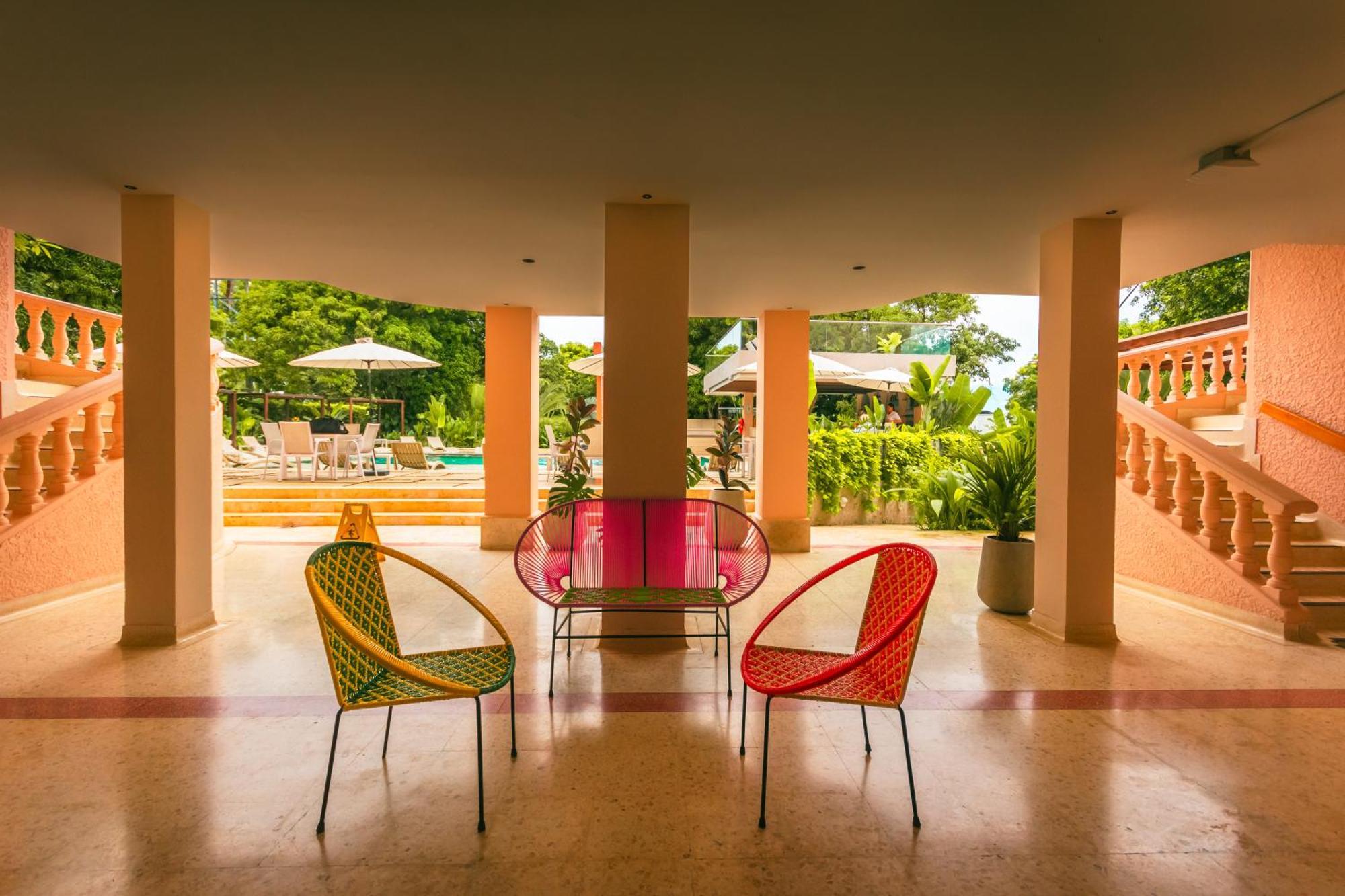 Del Tropico Hotel โซเปตราน ภายนอก รูปภาพ