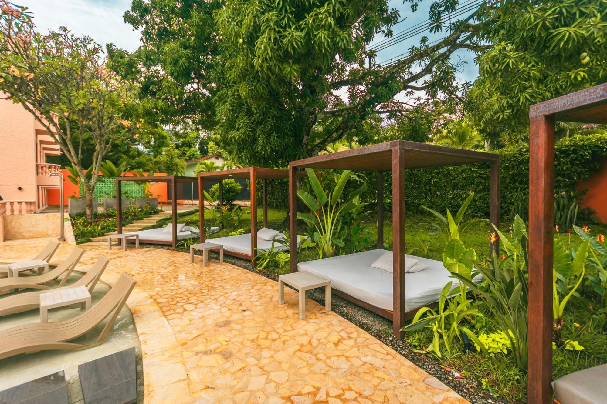 Del Tropico Hotel โซเปตราน ภายนอก รูปภาพ