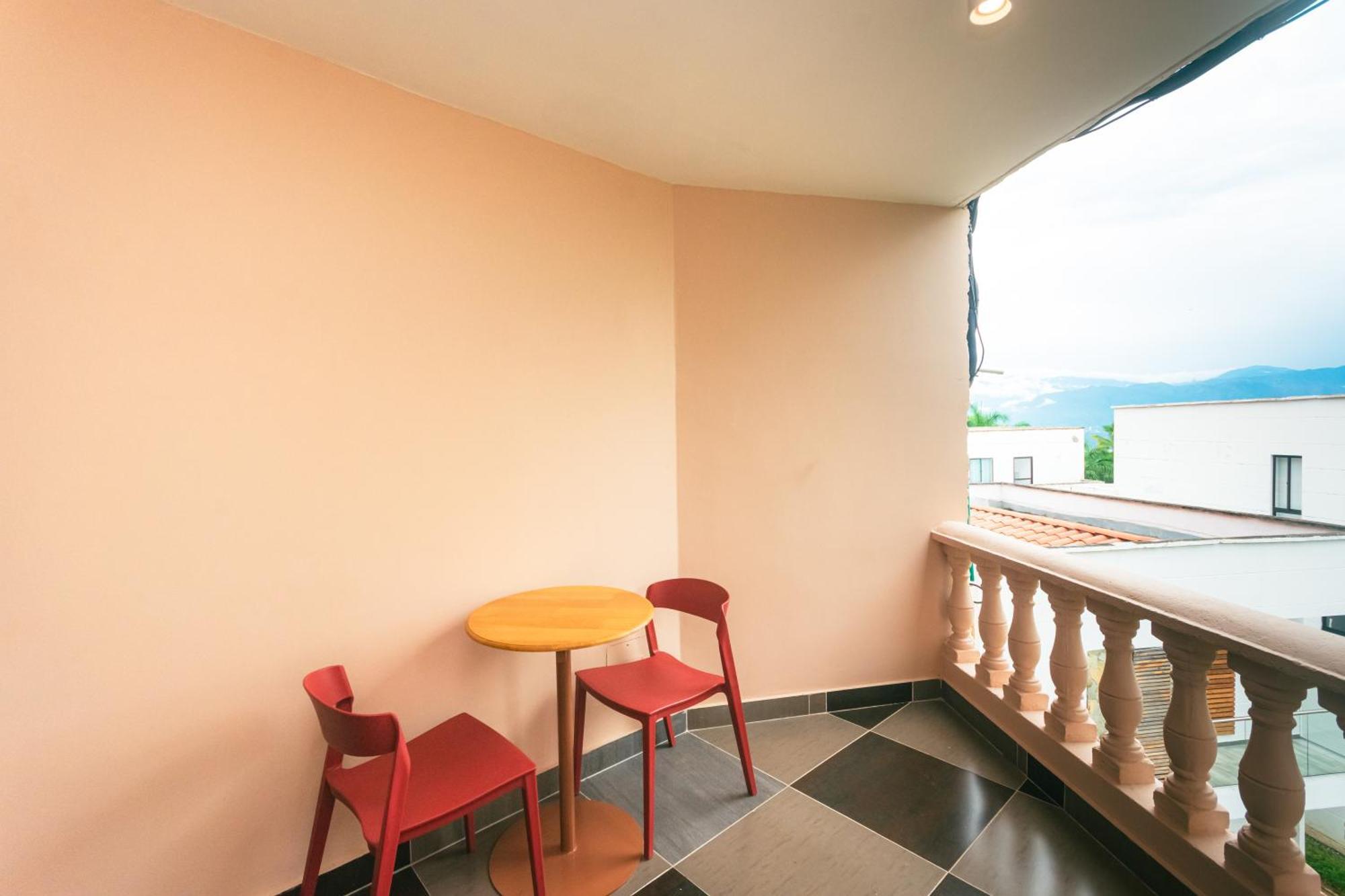 Del Tropico Hotel โซเปตราน ห้อง รูปภาพ