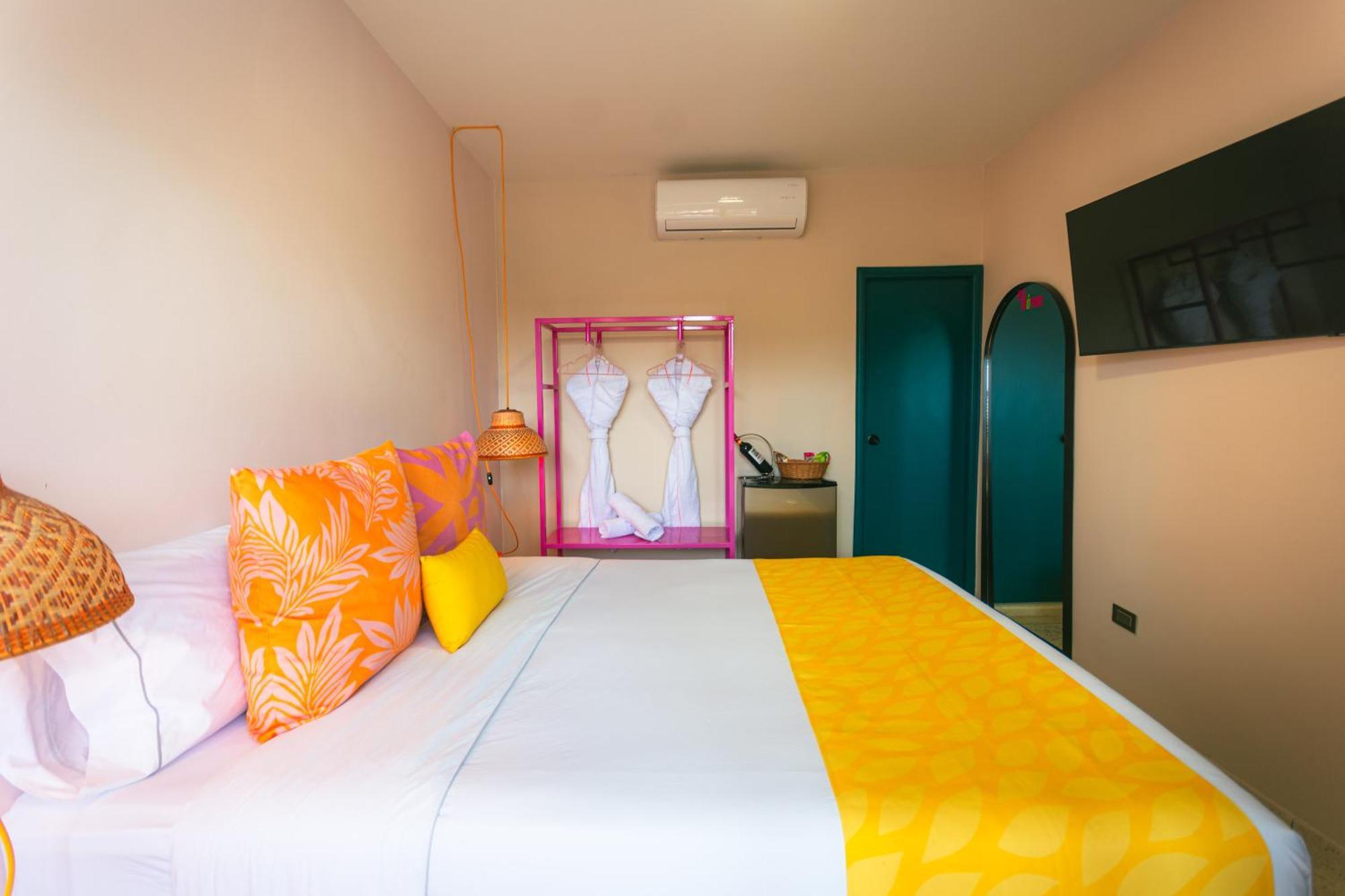 Del Tropico Hotel โซเปตราน ห้อง รูปภาพ